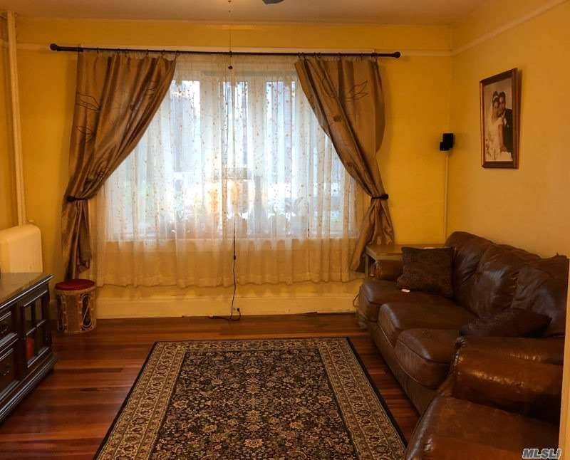 92nd 4 BR House Jackson Heights LIC / Queens