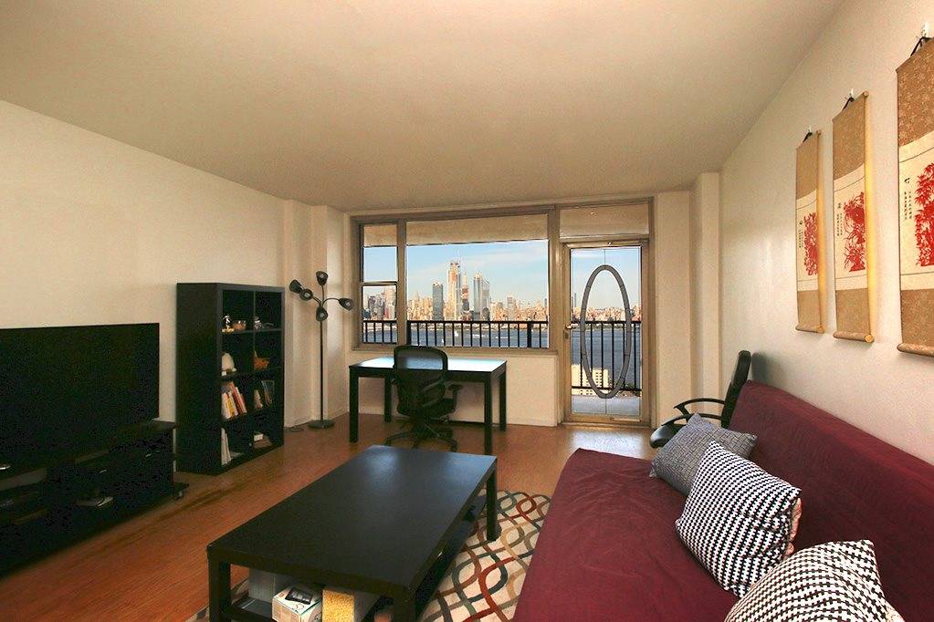Picture-postcard New York City view - 1 BR Condo New Jersey