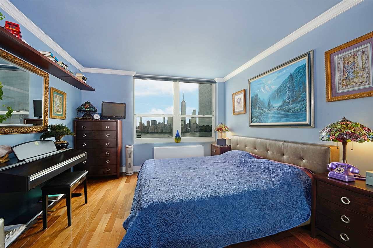 Luxury living awaits you at Trump Plaza Downtown Jersey City