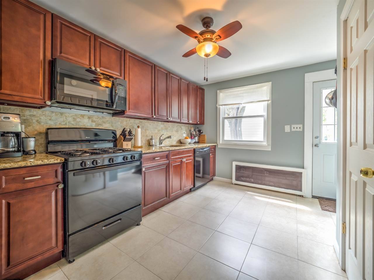 You're not going to want to miss this one - 3 BR New Jersey