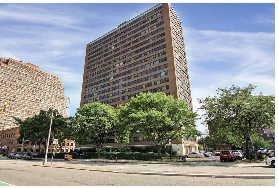 135 MONTGOMERY ST Condo historic-downtown New Jersey
