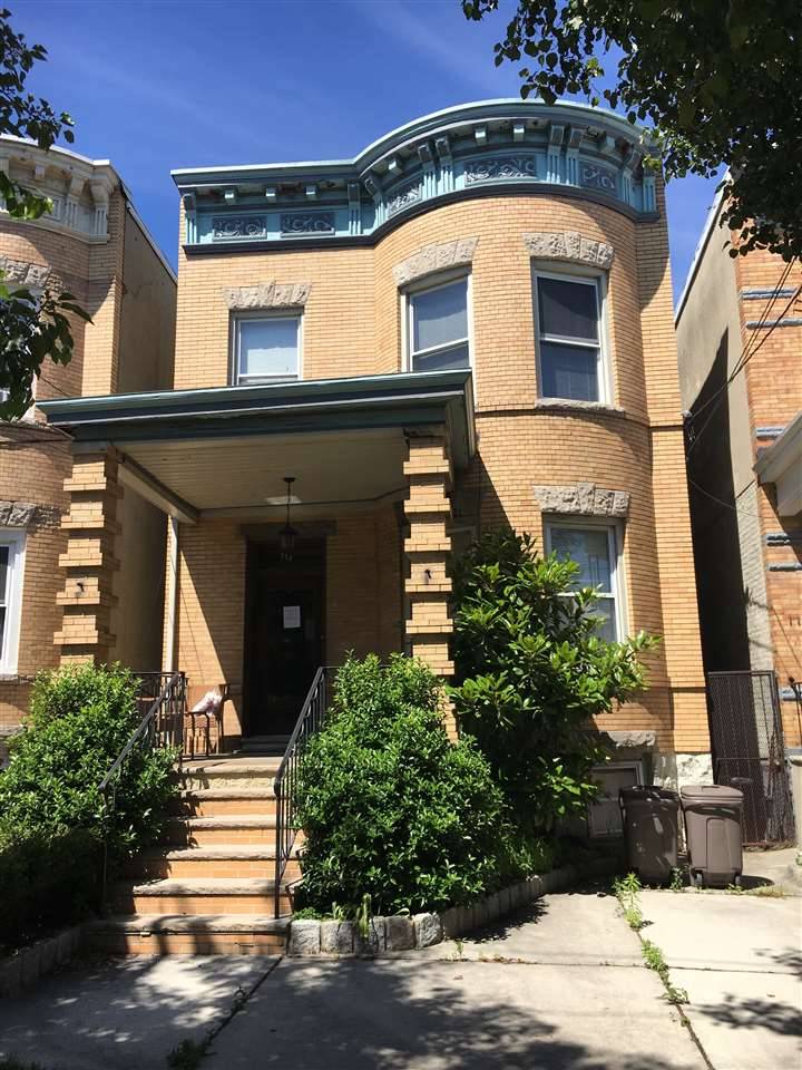 Two family home in Weehawken - Multi-Family New Jersey