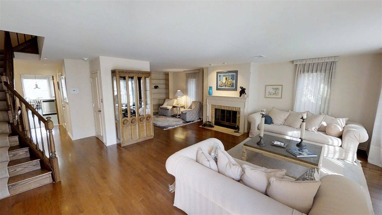 Welcome to Kensington Park at Grosvenor Square - 3 BR Condo New Jersey