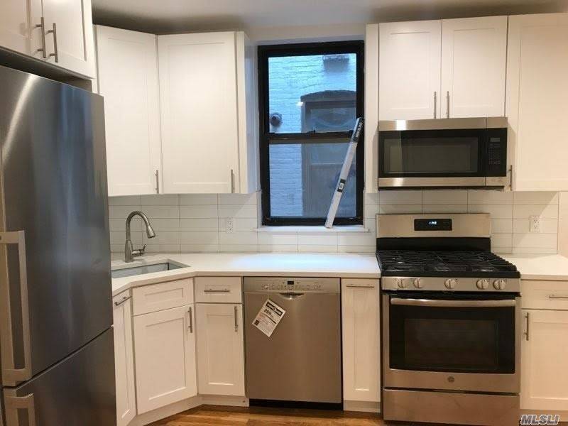 Completely Renovated 3Bd Apartment!