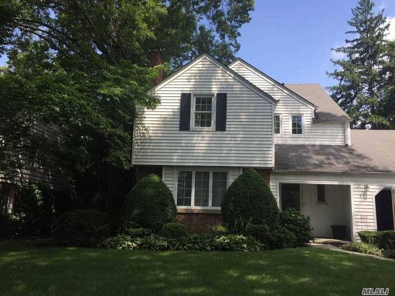 Updated And Pristine Colonial Features 3 Brs/2.