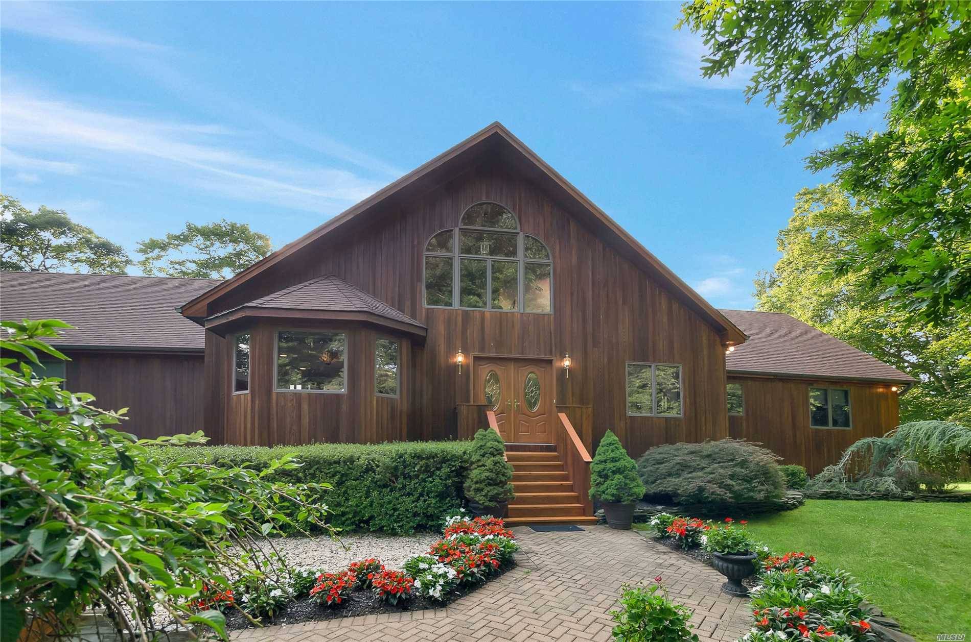 Baiting Hollow-Feel The Peace And Tranquility That Comes Along With The Expansive Tree-Top And Open Long Island Sound Views.