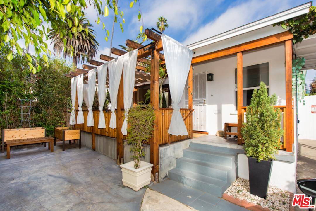 Welcome home to tranquility & Zen in this lovely bungalow located west of Lincoln Blvd in the heart of Venice