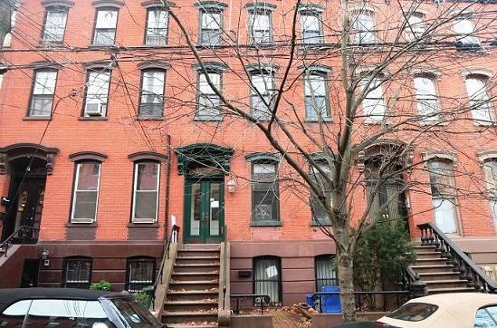 Newly renovated 1 bedroom apartment in a historic brownstone