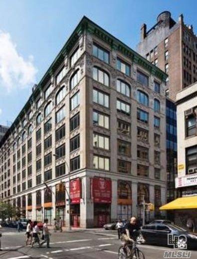 This 1347 Sf Office Condo Located At Center Of Lower East Side Manhattan Golden Wheel Medical And Professional Building.