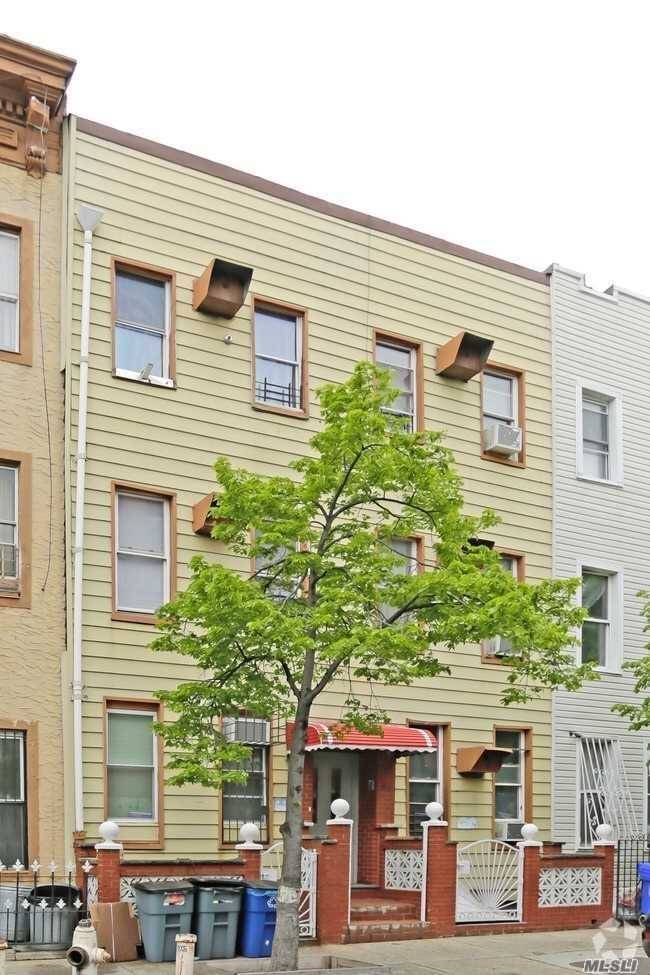 Completely Renovated, Spacious Two Bedroom Unit In The Heart Of East Williamsburg!