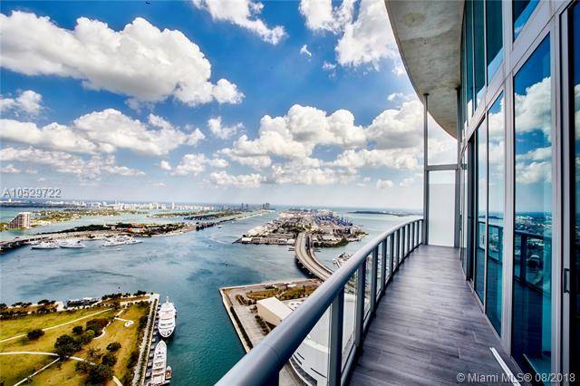Newly renovated deluxe Penthouse in the sky - Marina Blue 3 BR Condo Brickell Florida