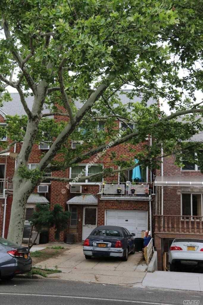 62 2 BR House Forest Hills LIC / Queens