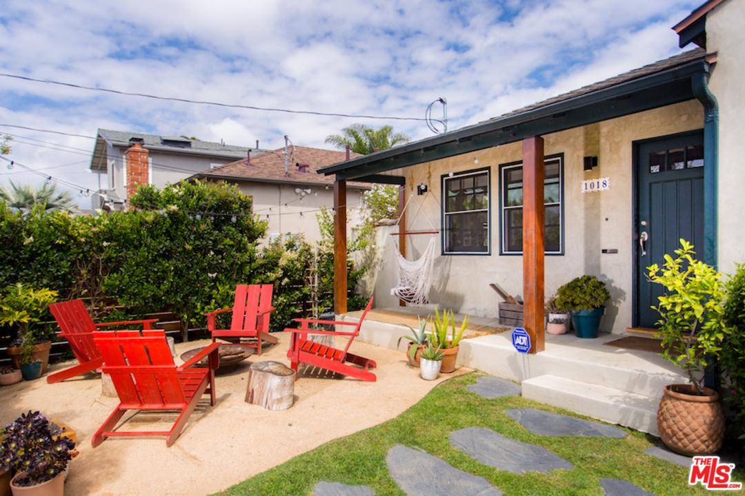 Recently featured in the LA Times - 2 BR Single Family Venice Los Angeles