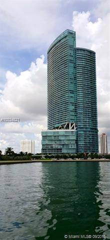 Gorgeous views of the Downtown Miami skyline - MARINABLUE CONDO 2 BR Condo Brickell Florida