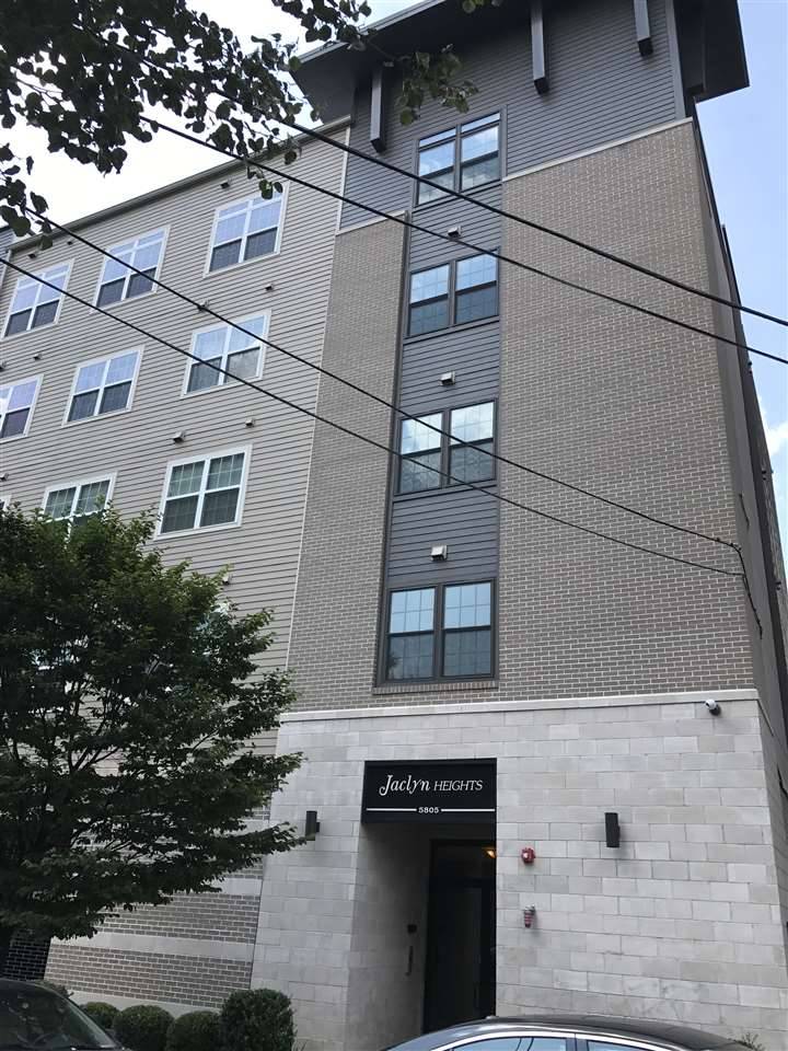 Nice size 2 bedroom with modern kitchen - 2 BR New Jersey