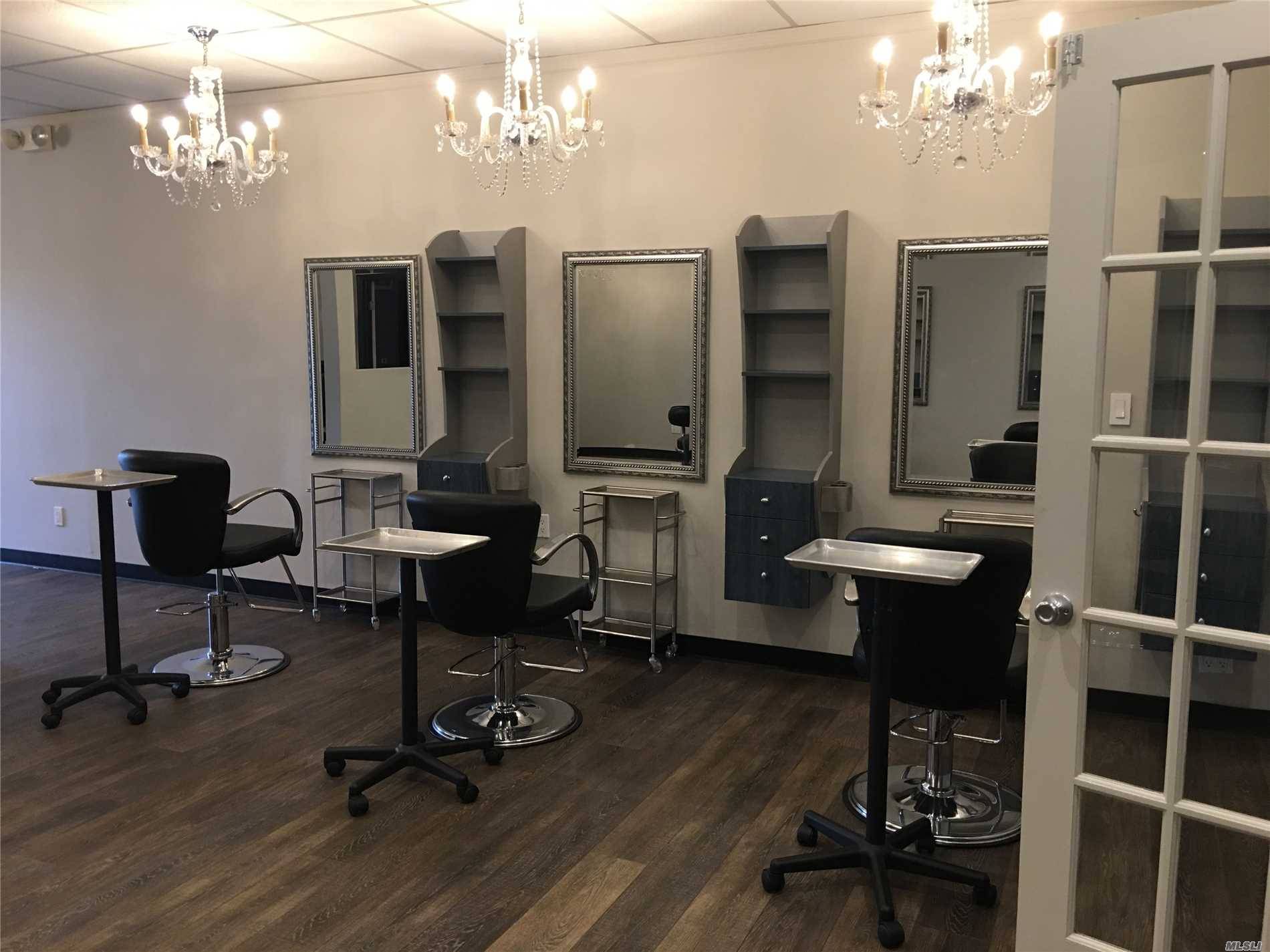 Mint Turn Key Ready Space For Your New Beauty Salon !