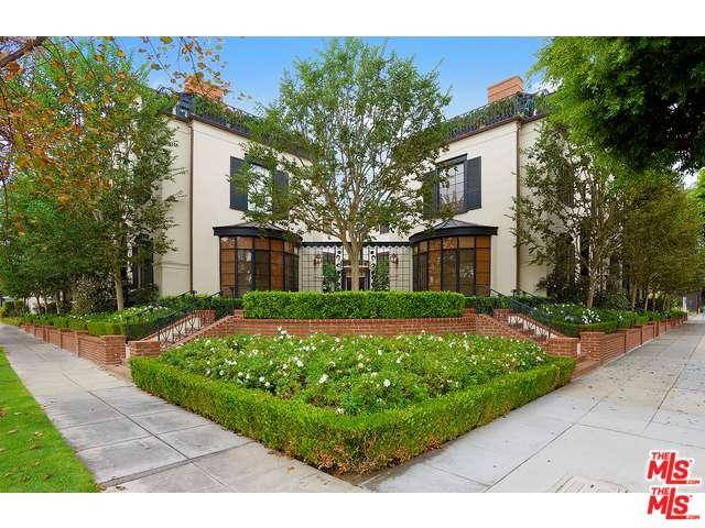 RARE TWO STORY 2 BEDROOM IN IMPECCABLY RESTORED 1930'S TRADITIONAL OLD HOLLYWOOD BUILDING