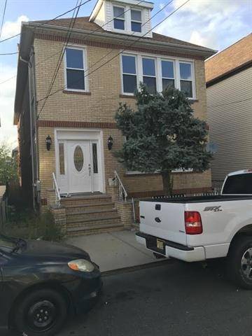 Racetrack section of upper North Bergen - 3 BR New Jersey