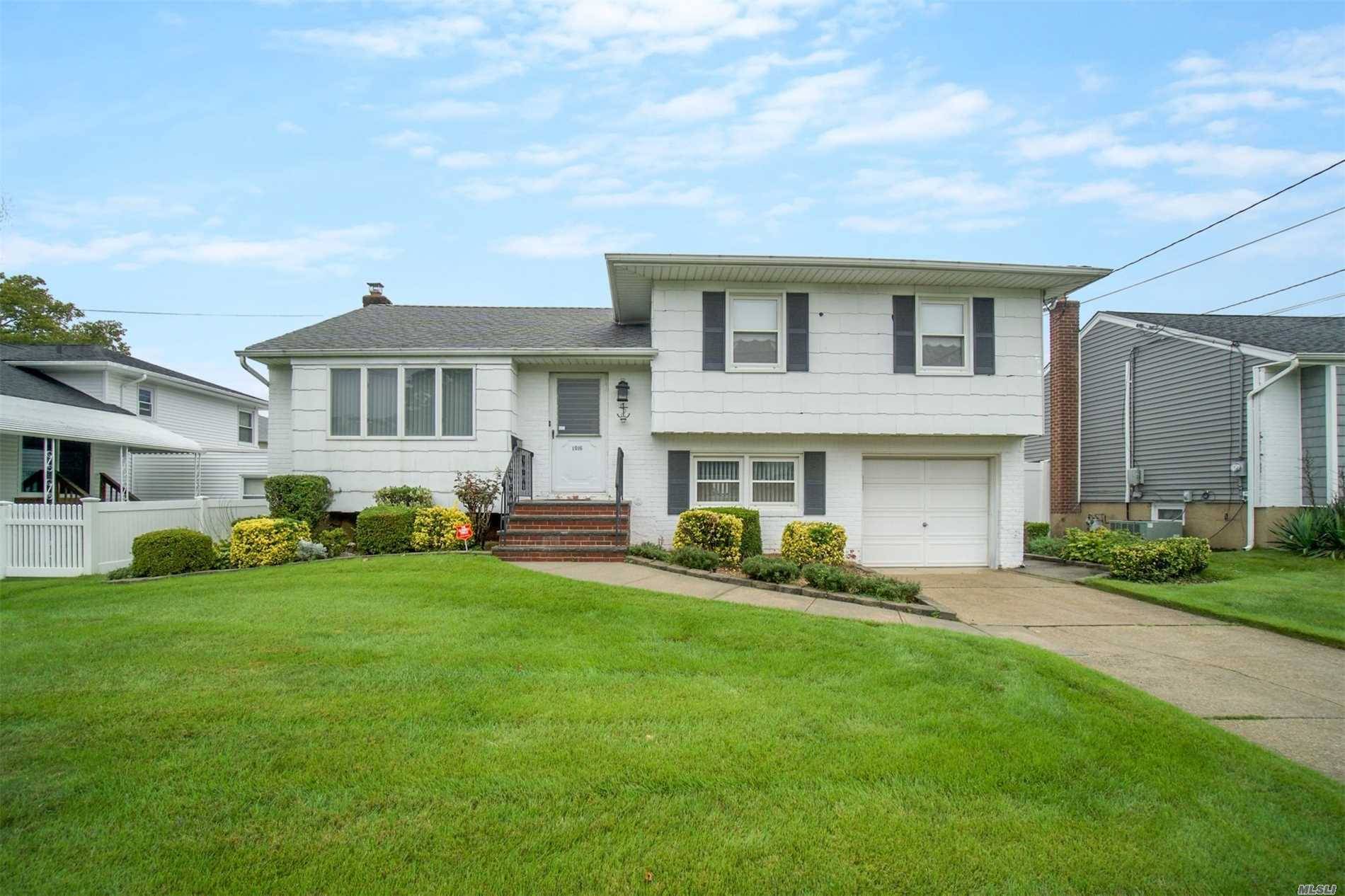 Four Level Split W/Great Curb Appeal Centrally Located To All.