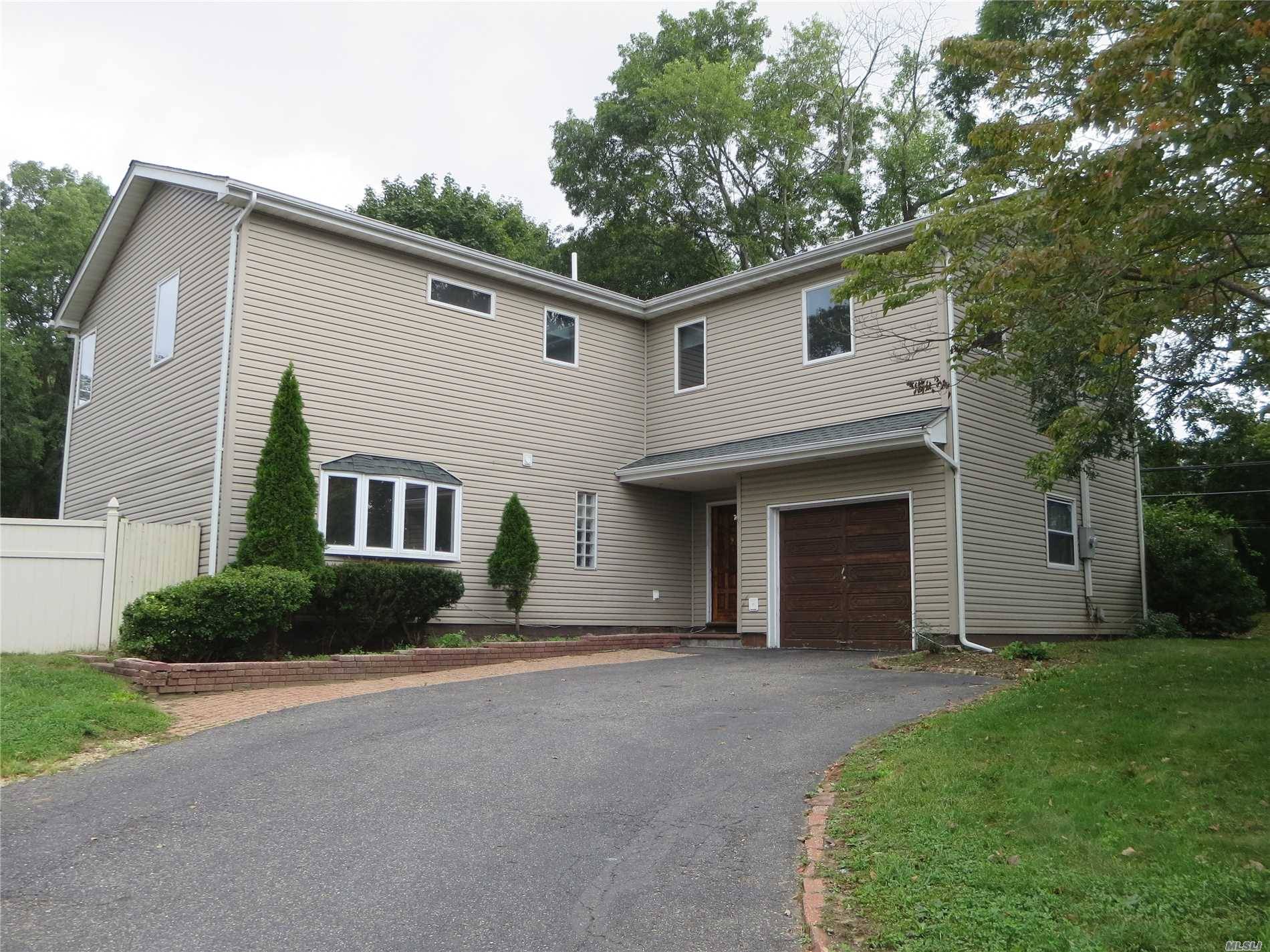 Spacious Colonial In Smithtown Schools Updated 5 Years Ago.