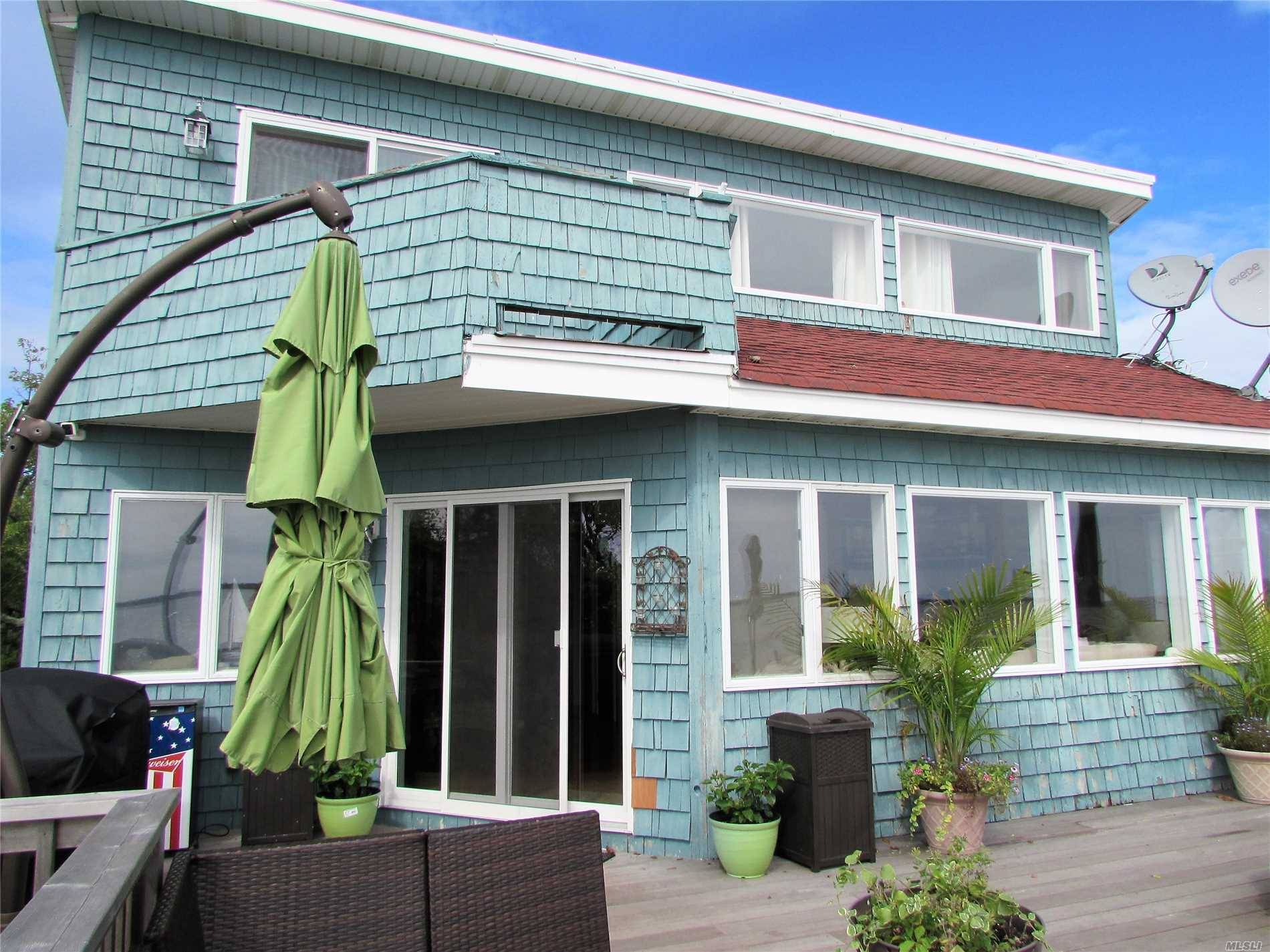 Beautiful Waterfront Beach House W/ Dock On The Fire Island Inlet In Gated Community.