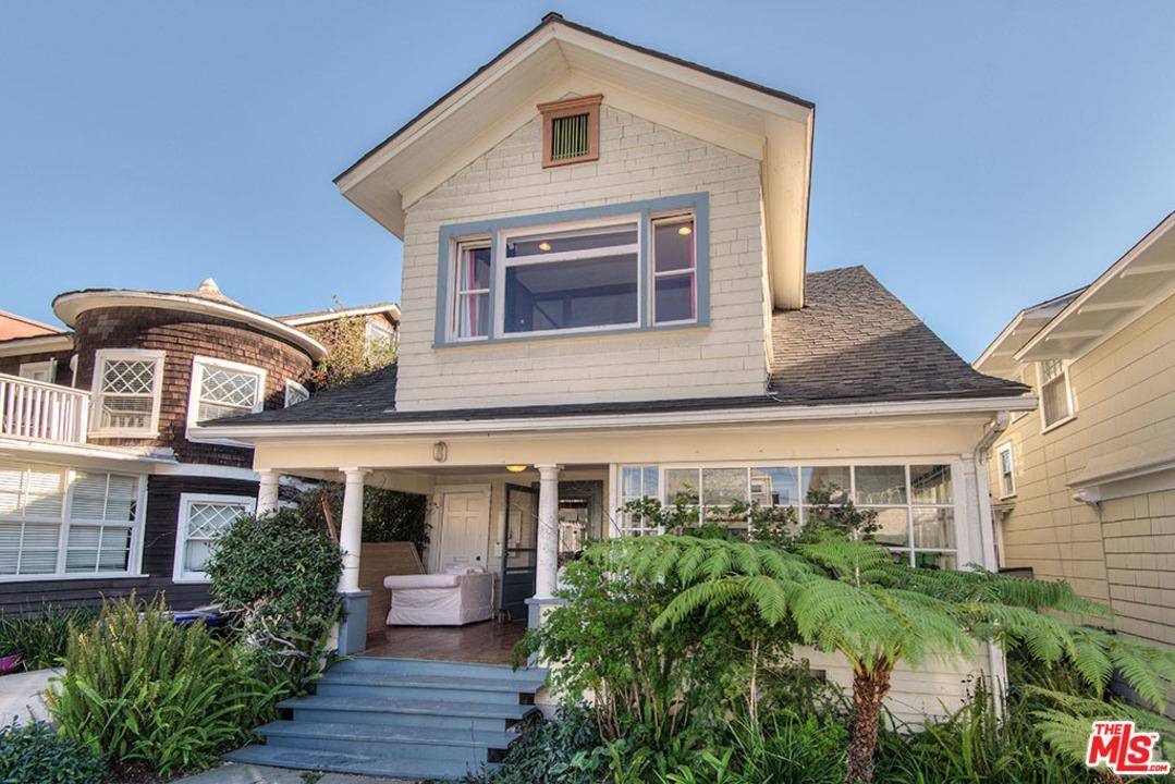 Santa Monica California Craftsman available as a fully furnished lease