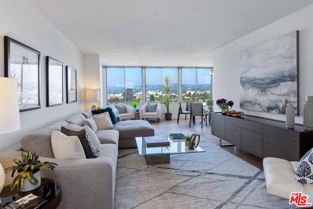 Beautiful bright and open condo in the luxurious Wilshire Regent
