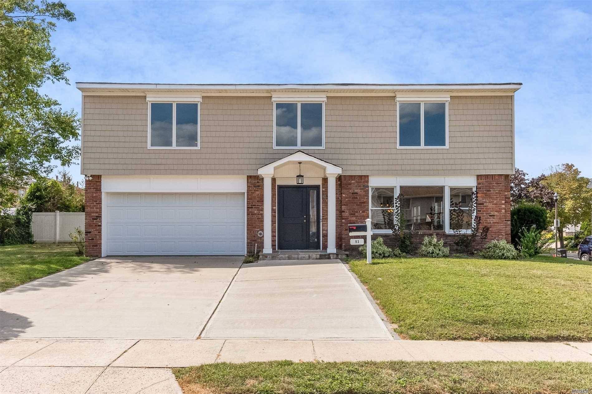 Enjoy Luxury In This 2,709 Sq Ft Colonial Perfectly Situated In The Estates Section Of Atlantic Beach.
