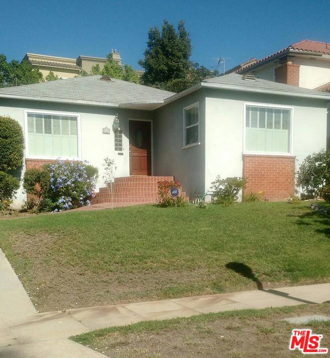 Nicely updated 4 bedrooms and 2 - 4 BR Single Family Los Angeles