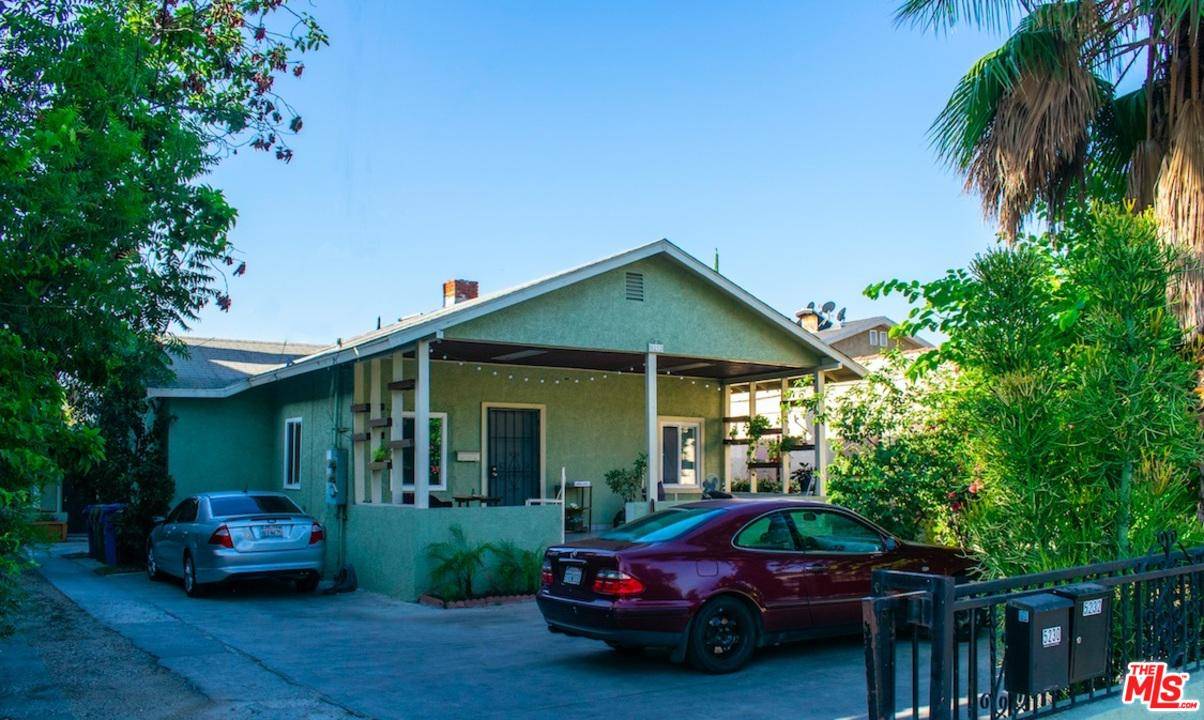 Welcome to this exceptional duplex in prime East Hollywood with close proximity to the 101 freeway and blocks away from LA Metro