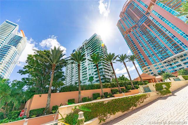 Located in the luxurious SoFi neighborhood - SOUTH POINTE 2 BR Condo Miami Beach Florida