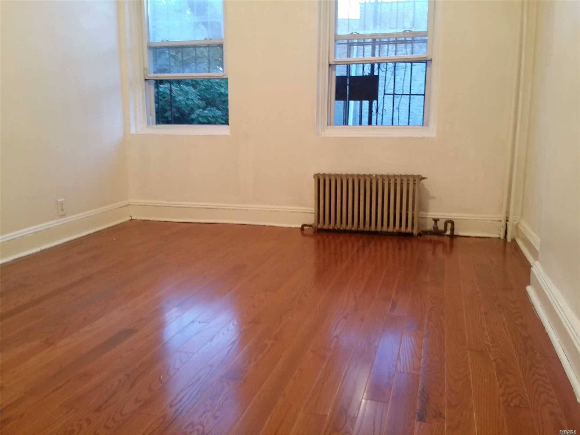 3 BR House Woodhaven Brooklyn