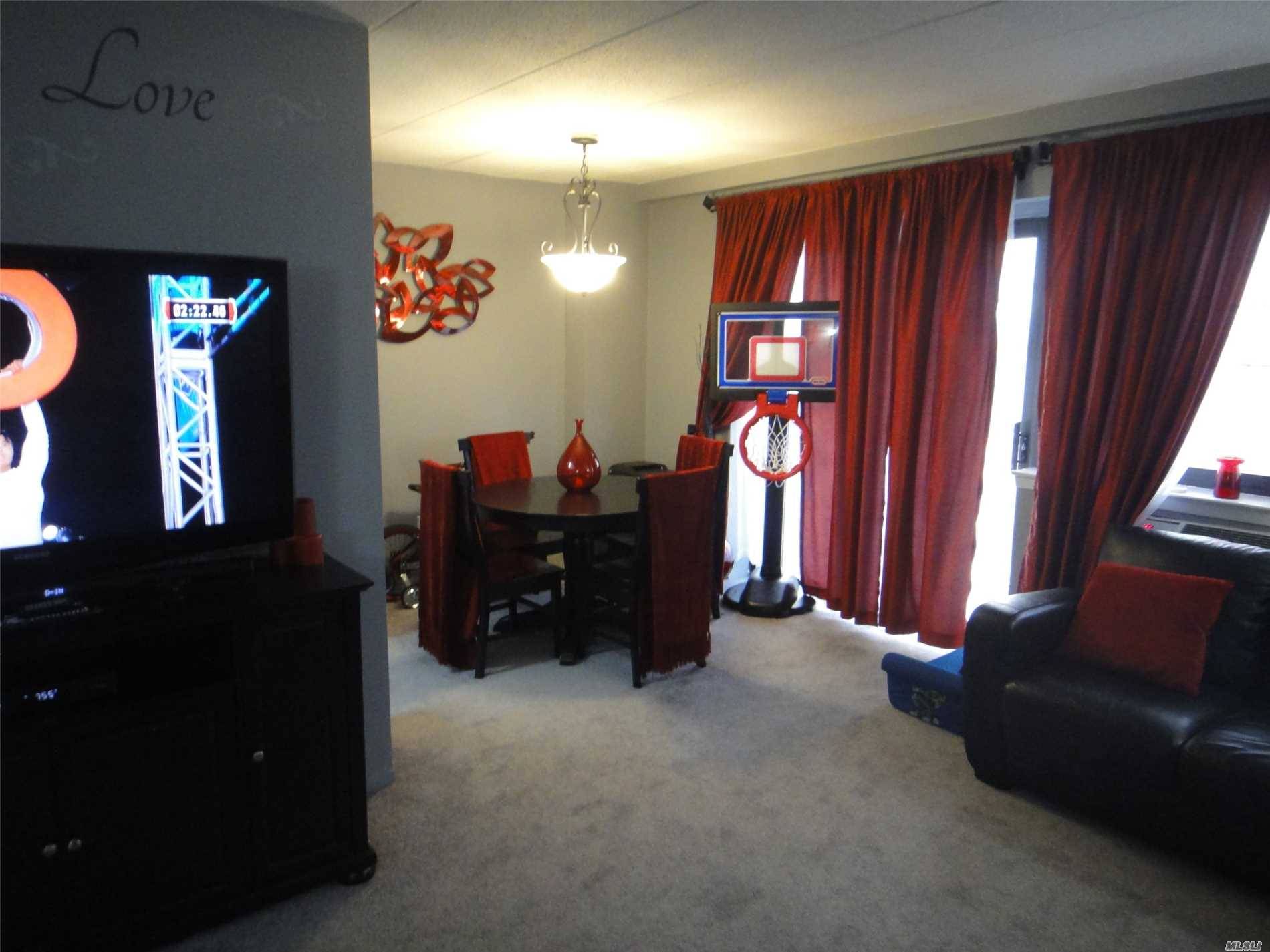 This Is A Two Bedroom Two Bath Condo Apartment On The 12 Floor.