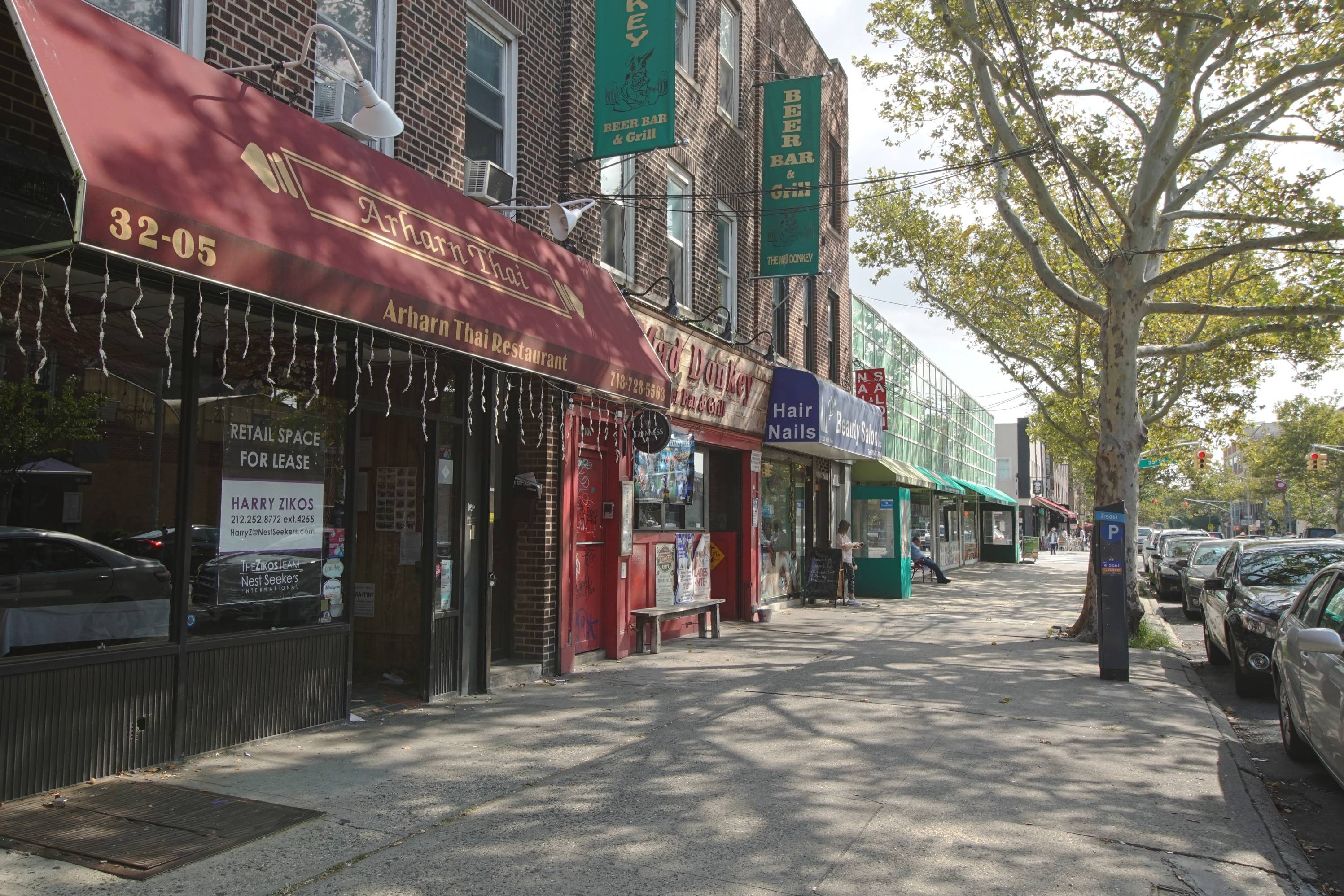 Astoria/LIC: Built Out Restaurant Retail Space For Lease a Block to Subway