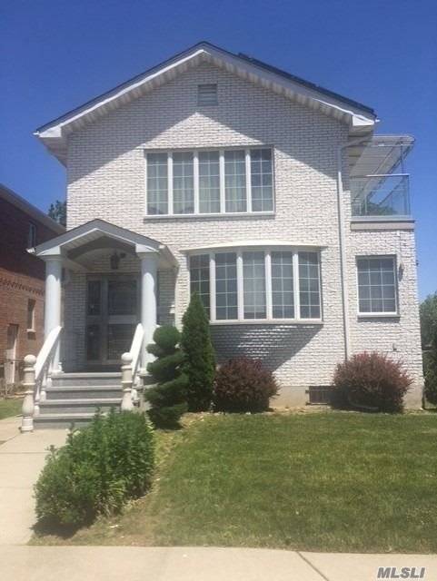 Huge 2 Family House In Fresh Meadows.