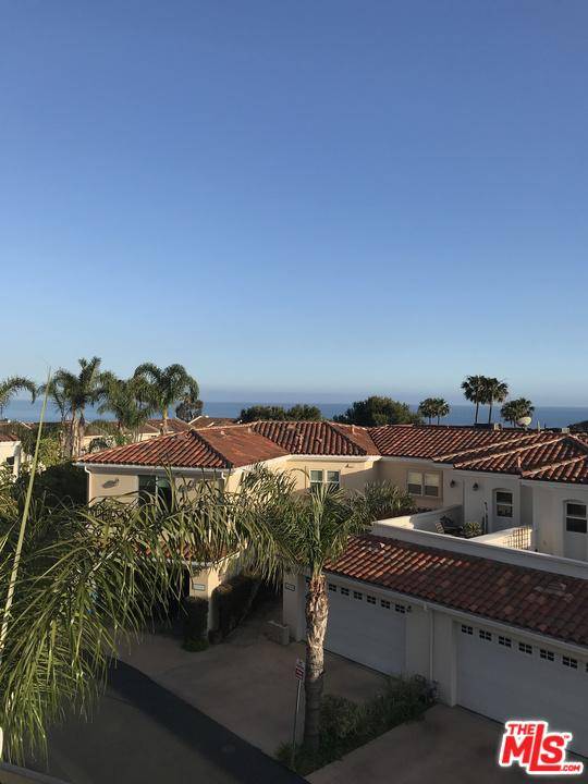 Toscana Townhouse with ocean view master suite - 2 BR Townhouse Malibu Los Angeles