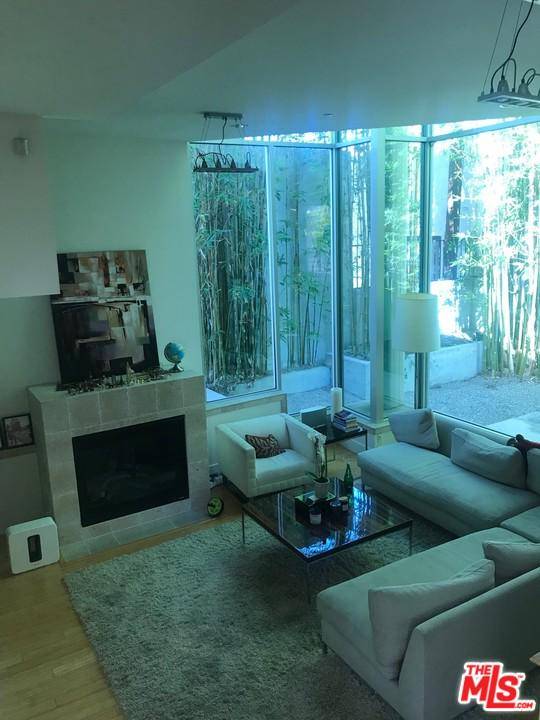 3 BR Townhouse Los Angeles