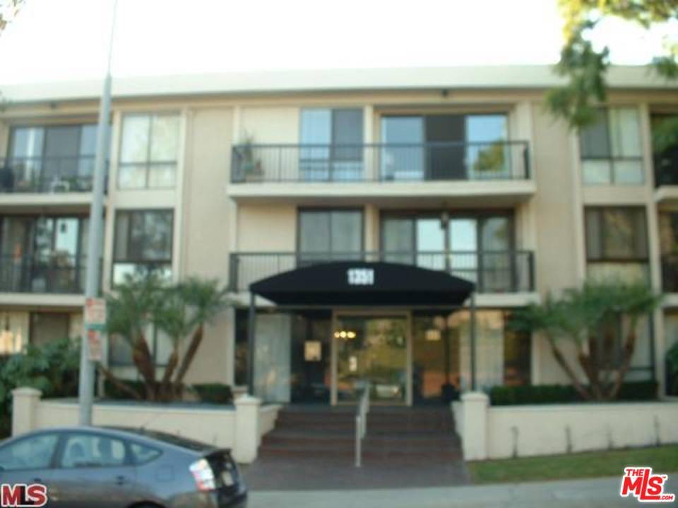 BEST DEAL IN WEST HOLLYWOOD - 2 BR Condo Los Angeles