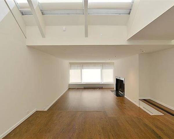 UPPER EAST SIDE***CONTEMPORARY DUPLEX TOWNHOUSE, LARGE TERRACE, POOL& SUNDECK, MUST SEE**