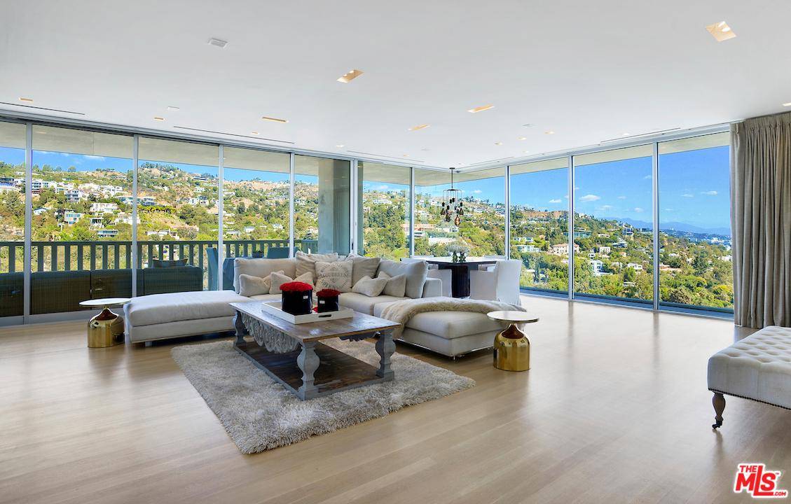 Incredible offering in the famed Sierra Towers - Large corner unit on the 18th floor with views to die for