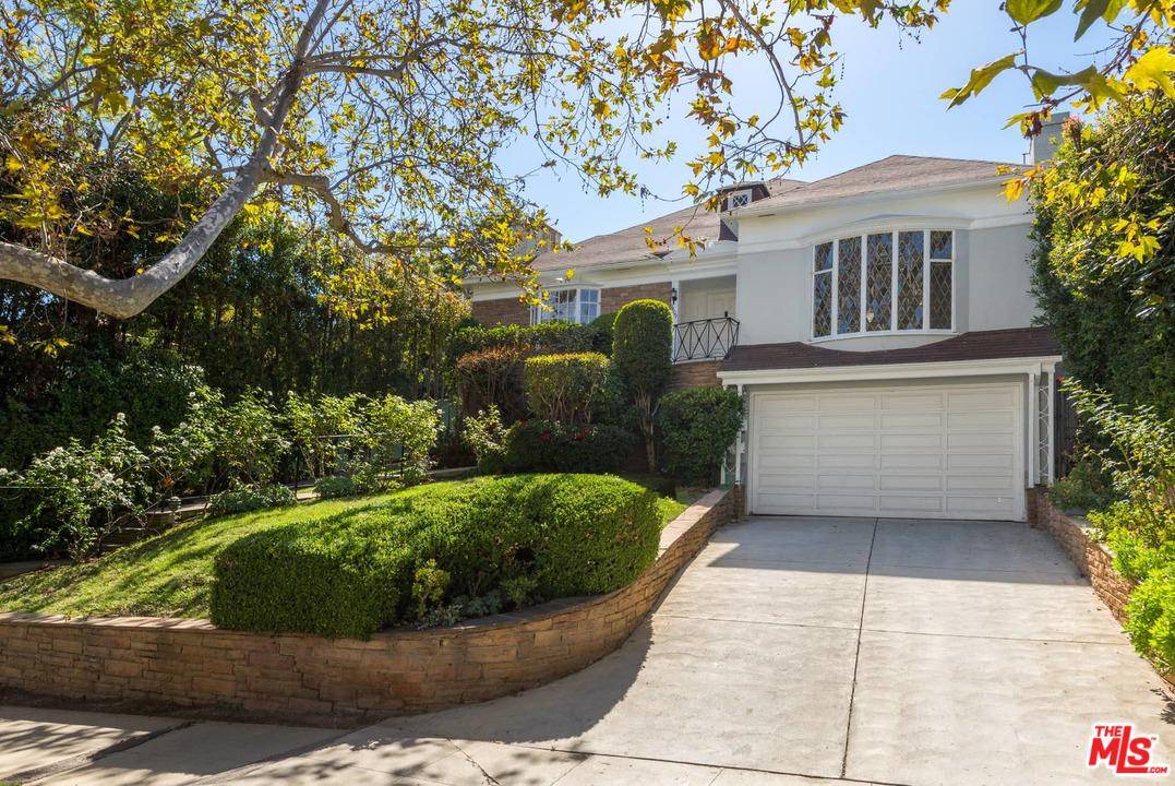 Classic Comstock Hills traditional - 3 BR Single Family Los Angeles