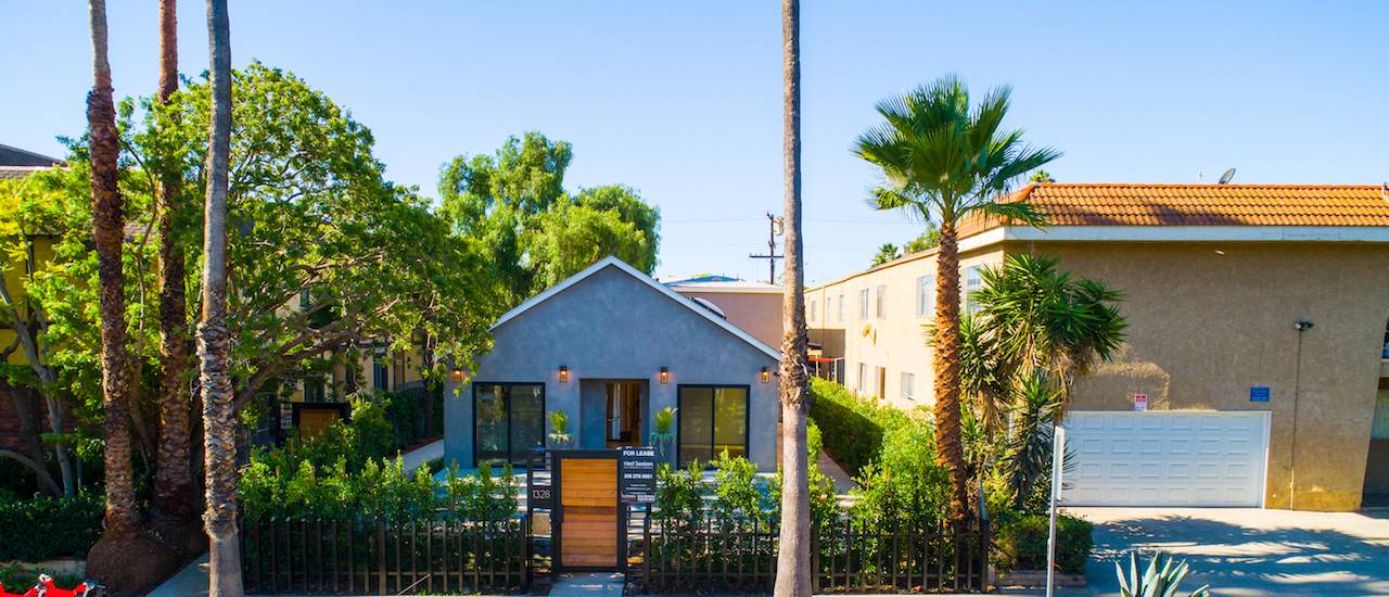 One Bedroom, One Bath Lease In The Heart Of Santa Monica