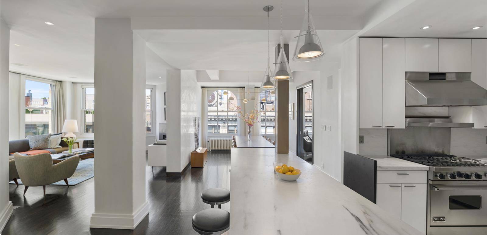 A luminous corner co op nestled in the dynamic neighborhood of NoMad, this gorgeous 2 bedroom, 2 bathroom home is a paradigm of contemporary city living.