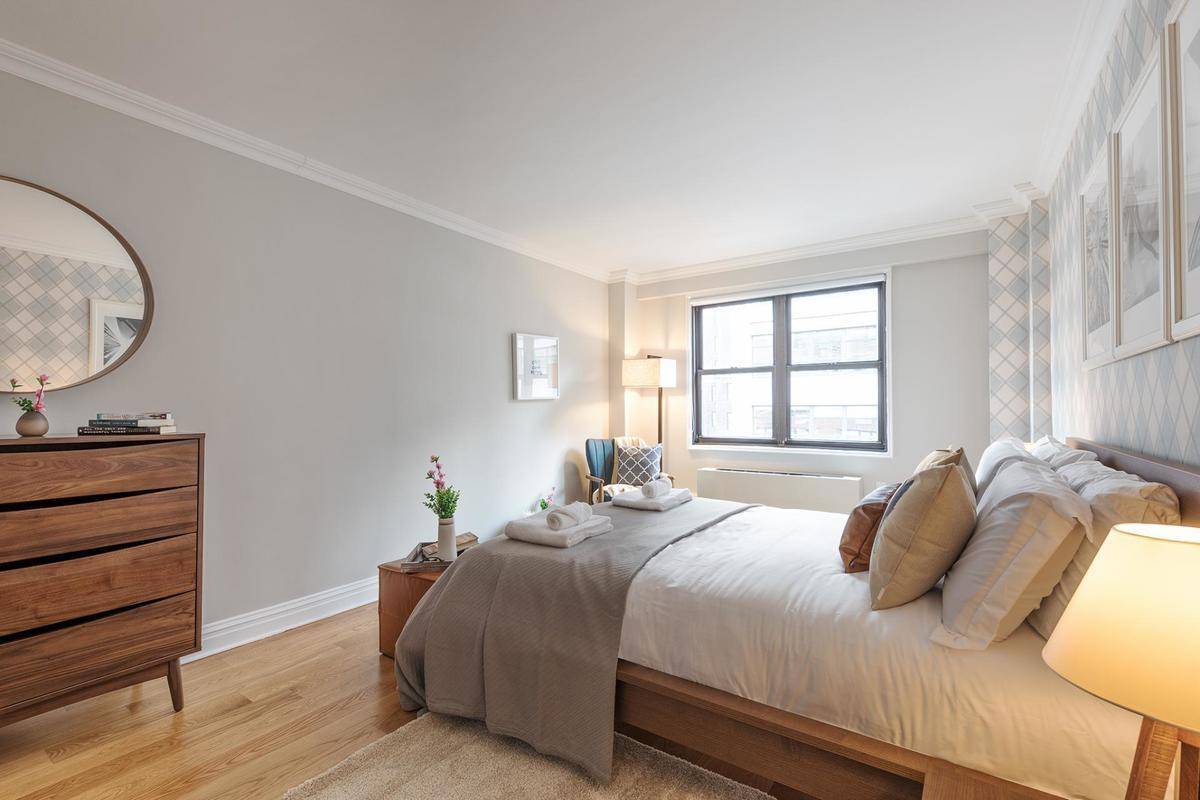 No Fee Furnished Rental Unit Available for Lease in Murray Hill