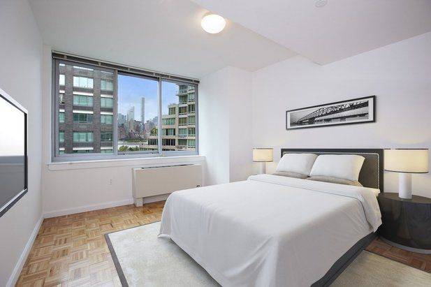 Center Blvd Water And City Views Long Island City Two Bed Two Bath