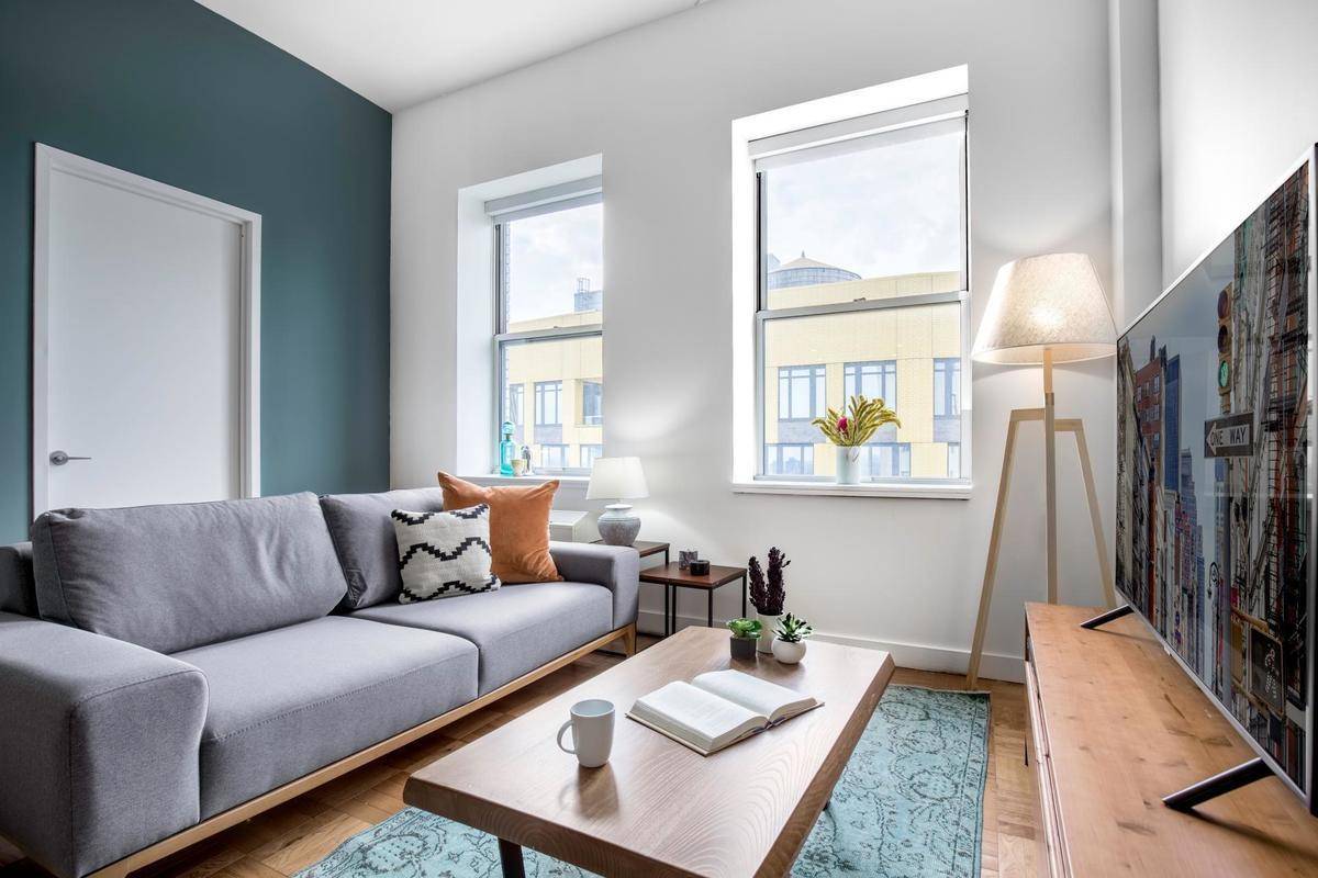 1BR/1Bath Furnished Rental Unit in the Financial District Available for Short-Term Leases. Call Agent David Now for a Private Viewing at (646)243-2958.