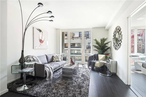 Stunning Midtown East 3 bed 2 bath Apartment for Rent