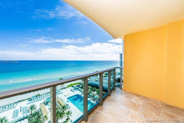 Fall in love with a breathtaking direct ocean views