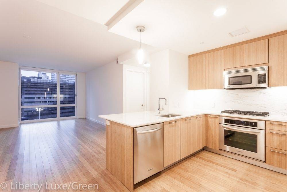 Luxury Two Bedroom in Battery Park City Green Building (NO FEE)