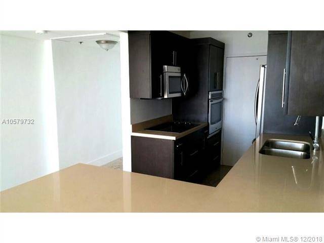 BEAUTIFUL UPGRADED 1 BEDROOM **PLUS DEN** AND 2 FULL BATHROOMS WITH BALCONY